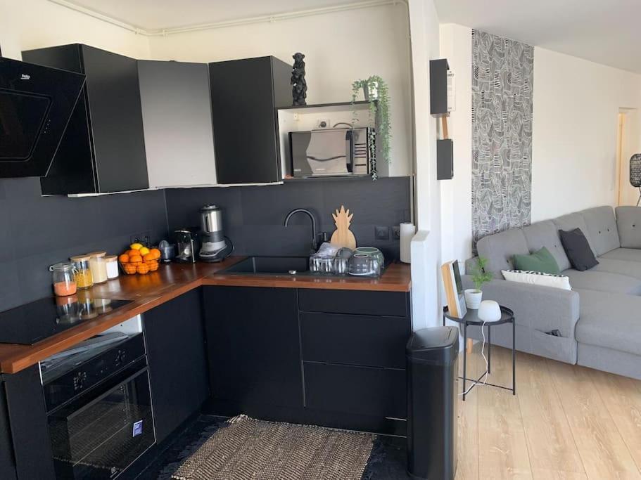 4 Pers, Cdg Aeroport, Parc Des Expositions, Villepinte (Seine-Saint-Denis)